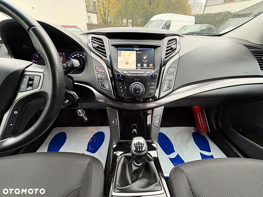 Hyundai i40 Kombi blue 1.7 CRDi Premium - 25