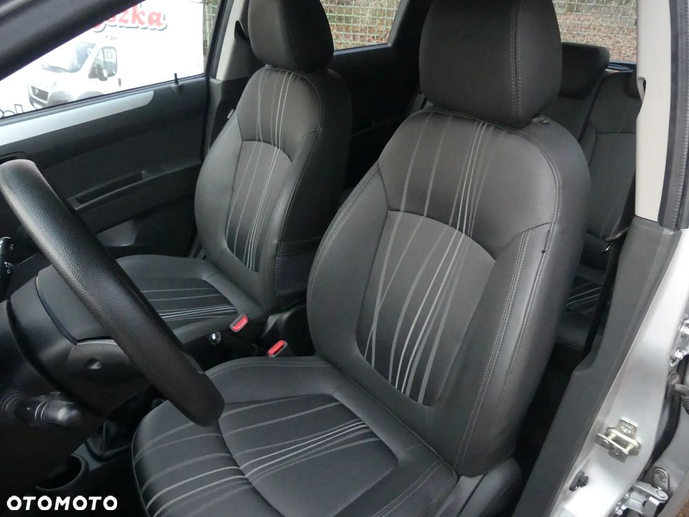 Chevrolet Spark 1.0 LT - 3