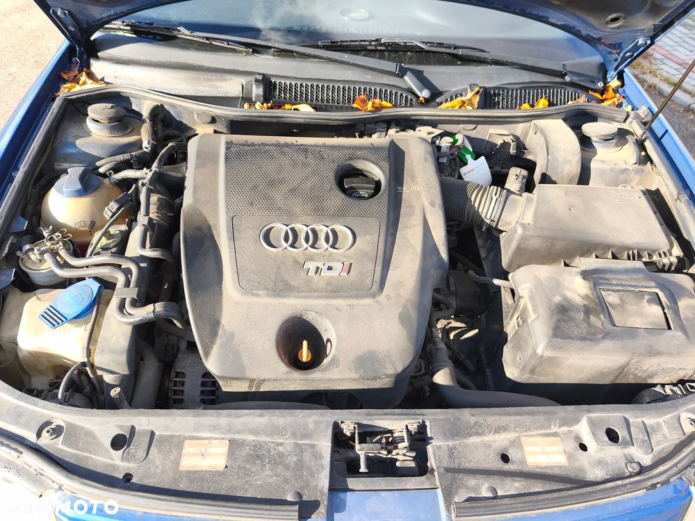 Audi A3 Sportback 1.9 TDI Ambiente Tiptronic - 9