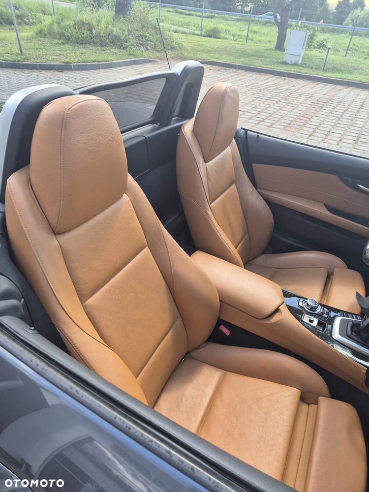 BMW Z4 sDrive28i - 19