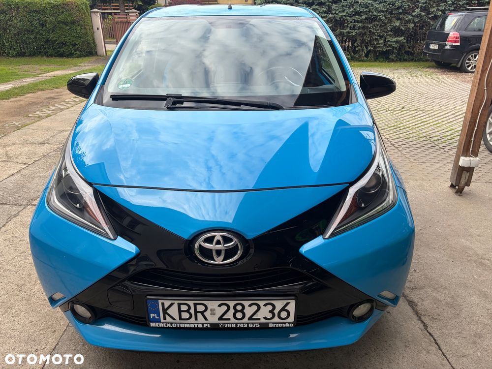 Toyota Aygo x-clusiv - 17