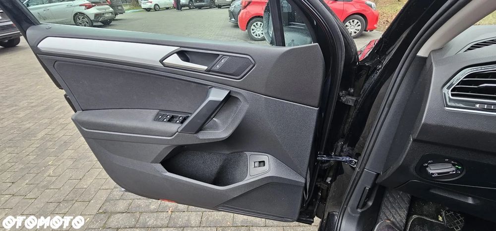 Volkswagen Tiguan 1.5 TSI EVO Active - 21