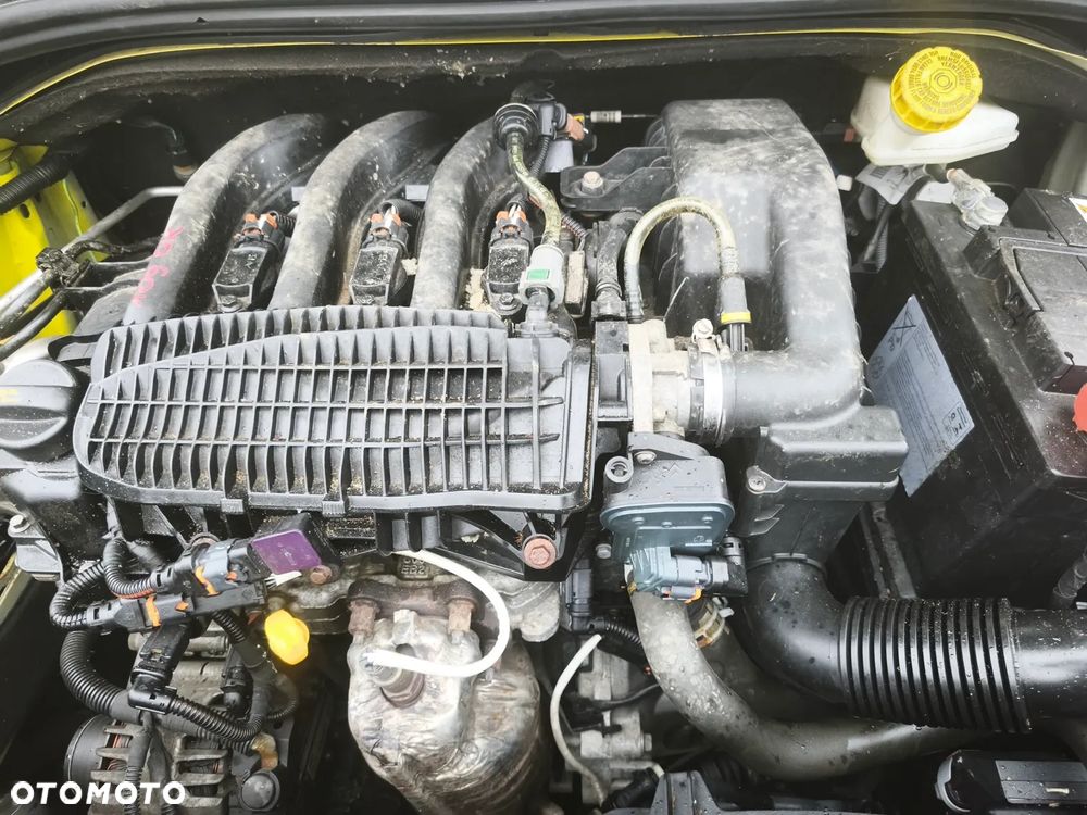 CITROEN C4 CACTUS 15r 1.2 VTI SILNIK HMZ GOŁY 109tys - 1