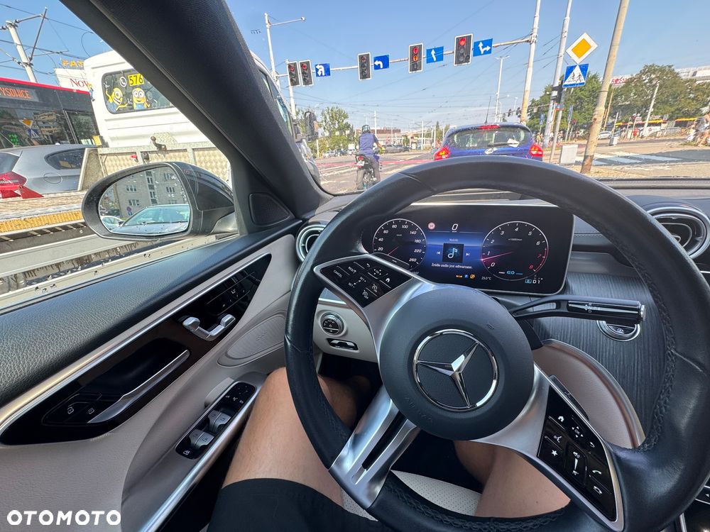 Mercedes-Benz Klasa C 300 4Matic 9G-TRONIC Avantgarde - 24