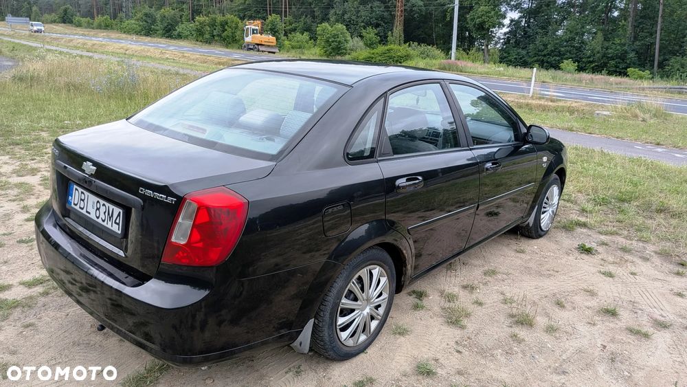 Chevrolet Nubira - 2
