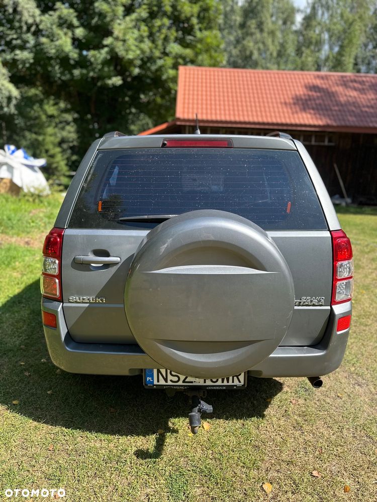 Suzuki Grand Vitara 2.0 - 3