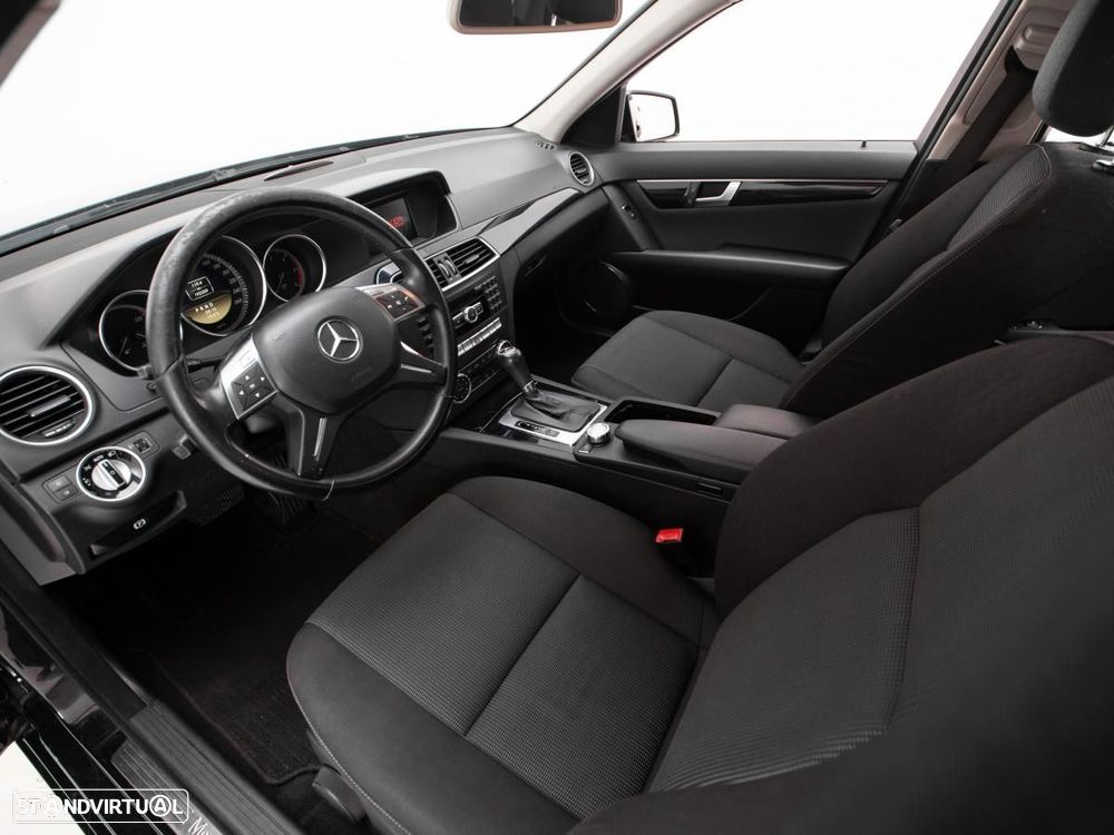 Mercedes-Benz C 200 - 6