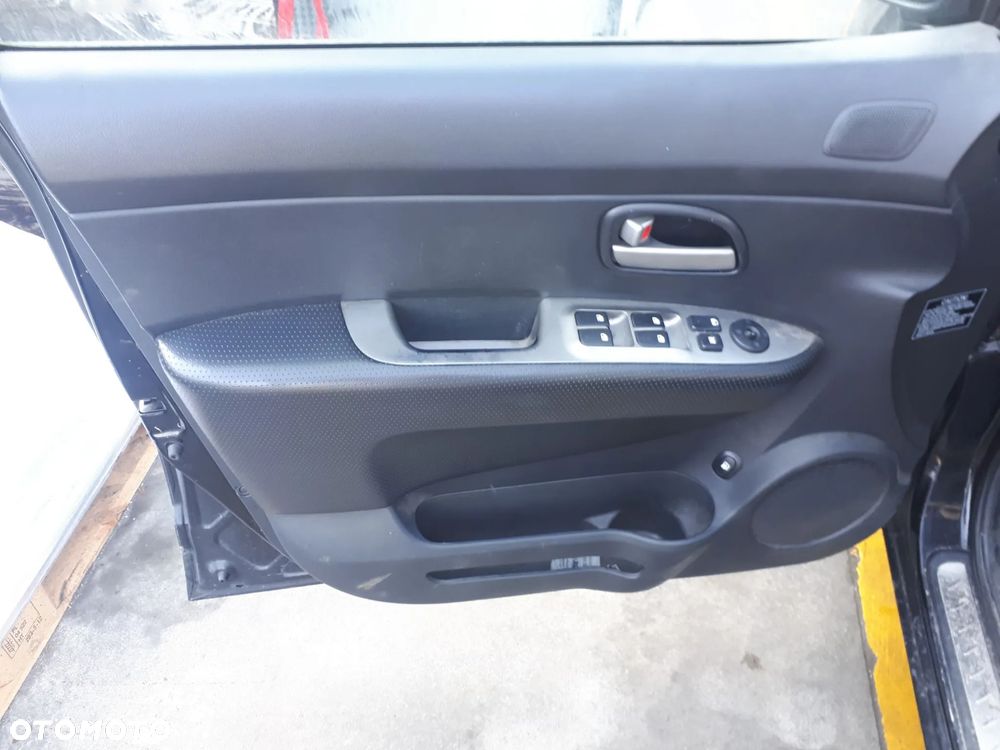 KIA CARENS III 06-11 PODSZYBIE PLASTIKOWE - 19