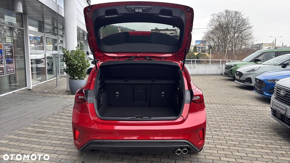 Ford Focus 1.0 EcoBoost Hybrid ST-LINE X - 10