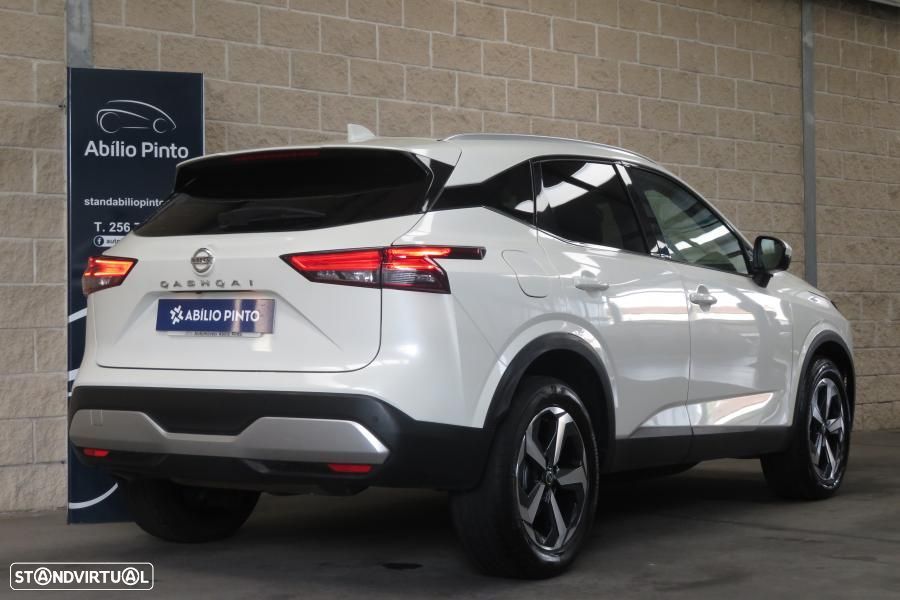 Nissan Qashqai 1.3 DIG-T Premiere Edition - 33