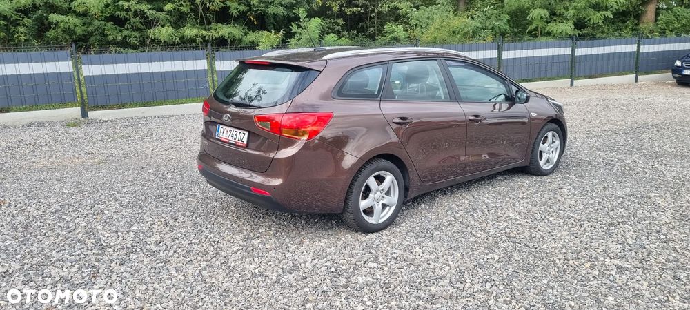 Kia Ceed - 5