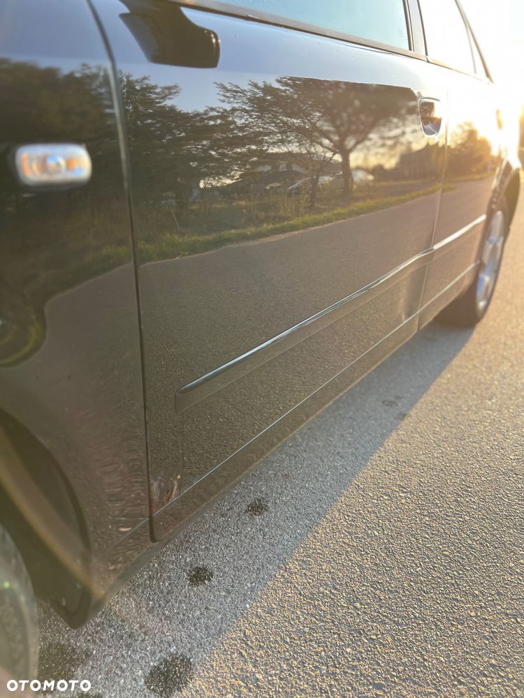 Audi A4 Limousine 1.8T - 8