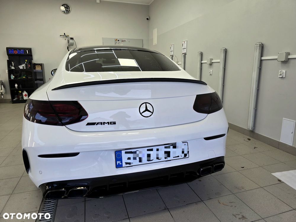 Mercedes-Benz Klasa C 220 d 4Matic 9G-TRONIC - 29