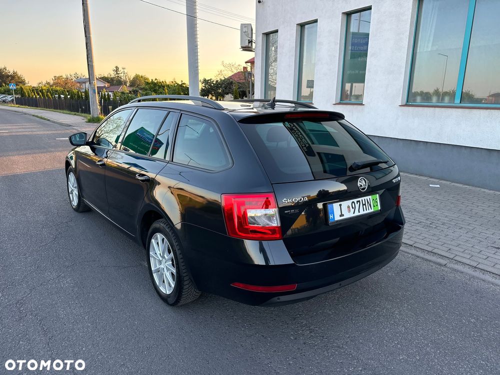 Skoda Octavia 2.0 TDI DSG Ambition - 9