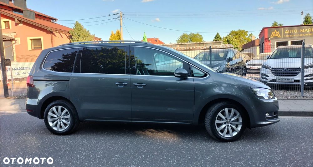 Volkswagen Sharan 2.0 TDI DSG Highline Black Style - 35