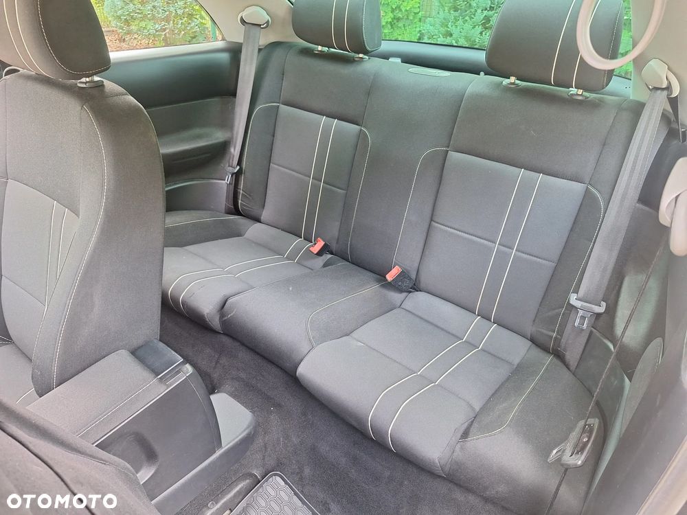 Volkswagen New Beetle 1.9 TDI DPF United - 11