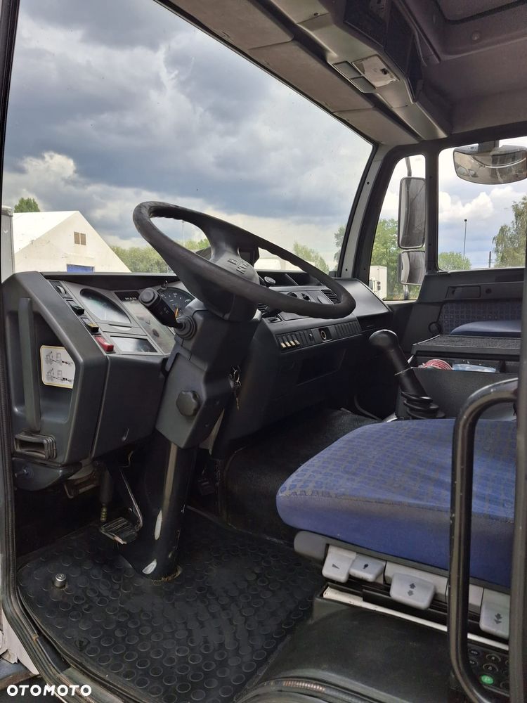 MAN L2000 - 8