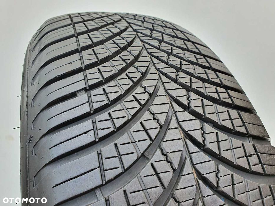 1x Opona Całoroczna 235/55/19 Goodyear Vector4season Gen3SUV 105W 2021 - 1