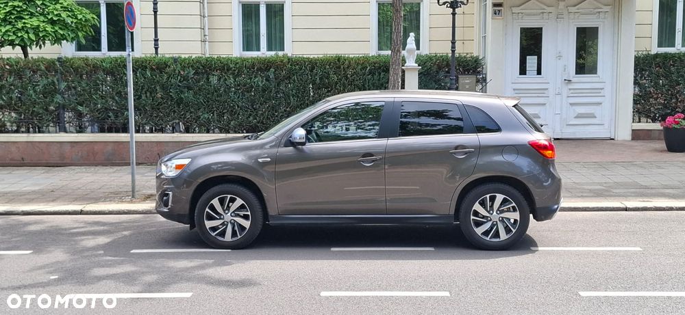 Mitsubishi ASX 1.6 2WD Diamant Edition - 2