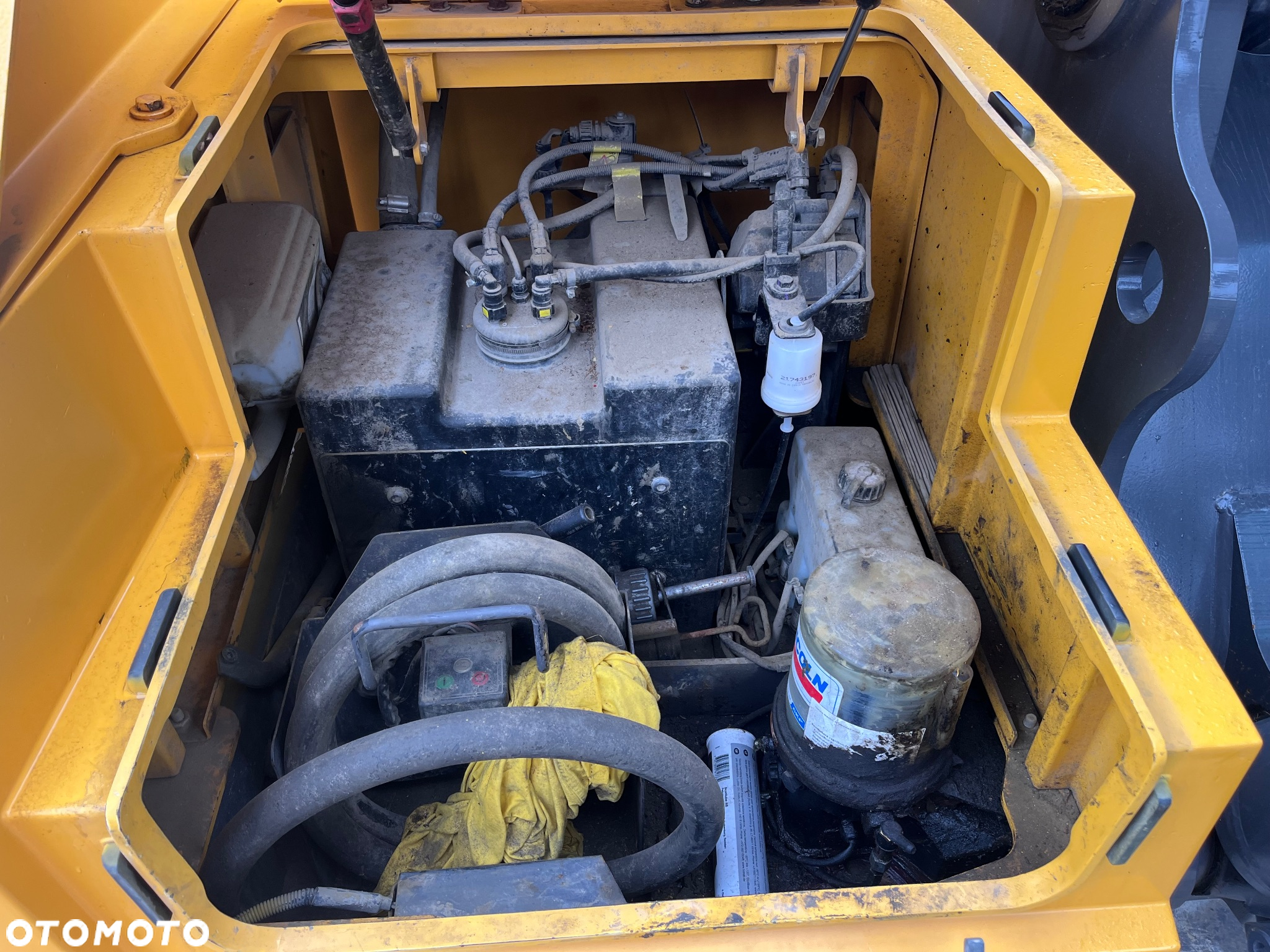Volvo EC250EL - 23