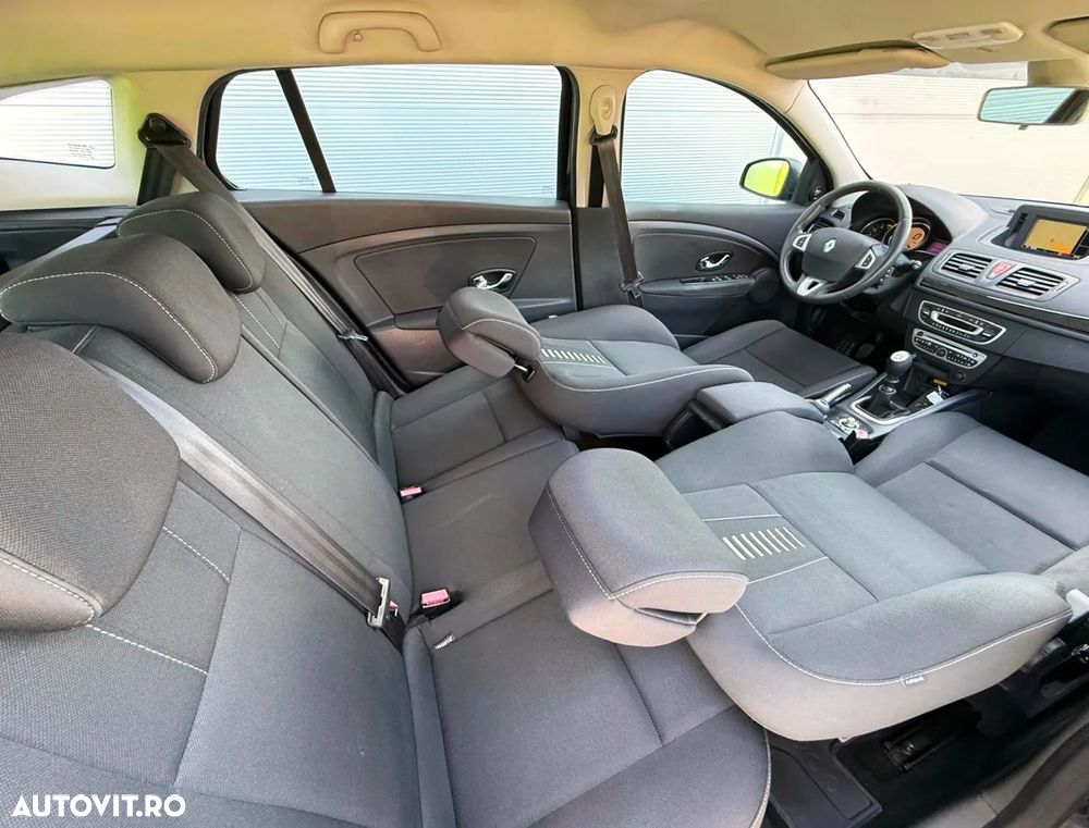 Renault Megane 1.5 dCI Privilege - 25