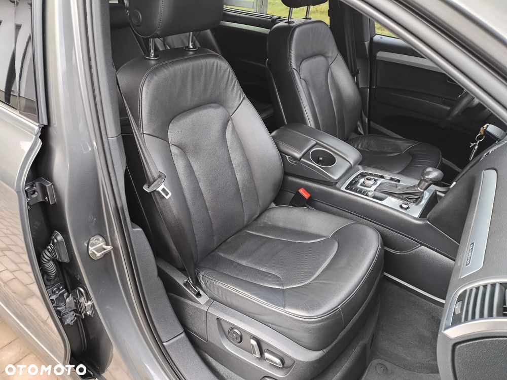 Audi Q7 3.0 TFSI Quattro Tiptronic - 16