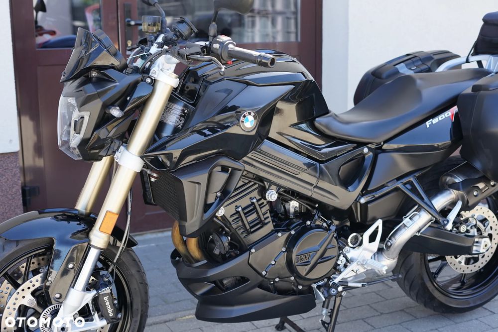BMW F - 29