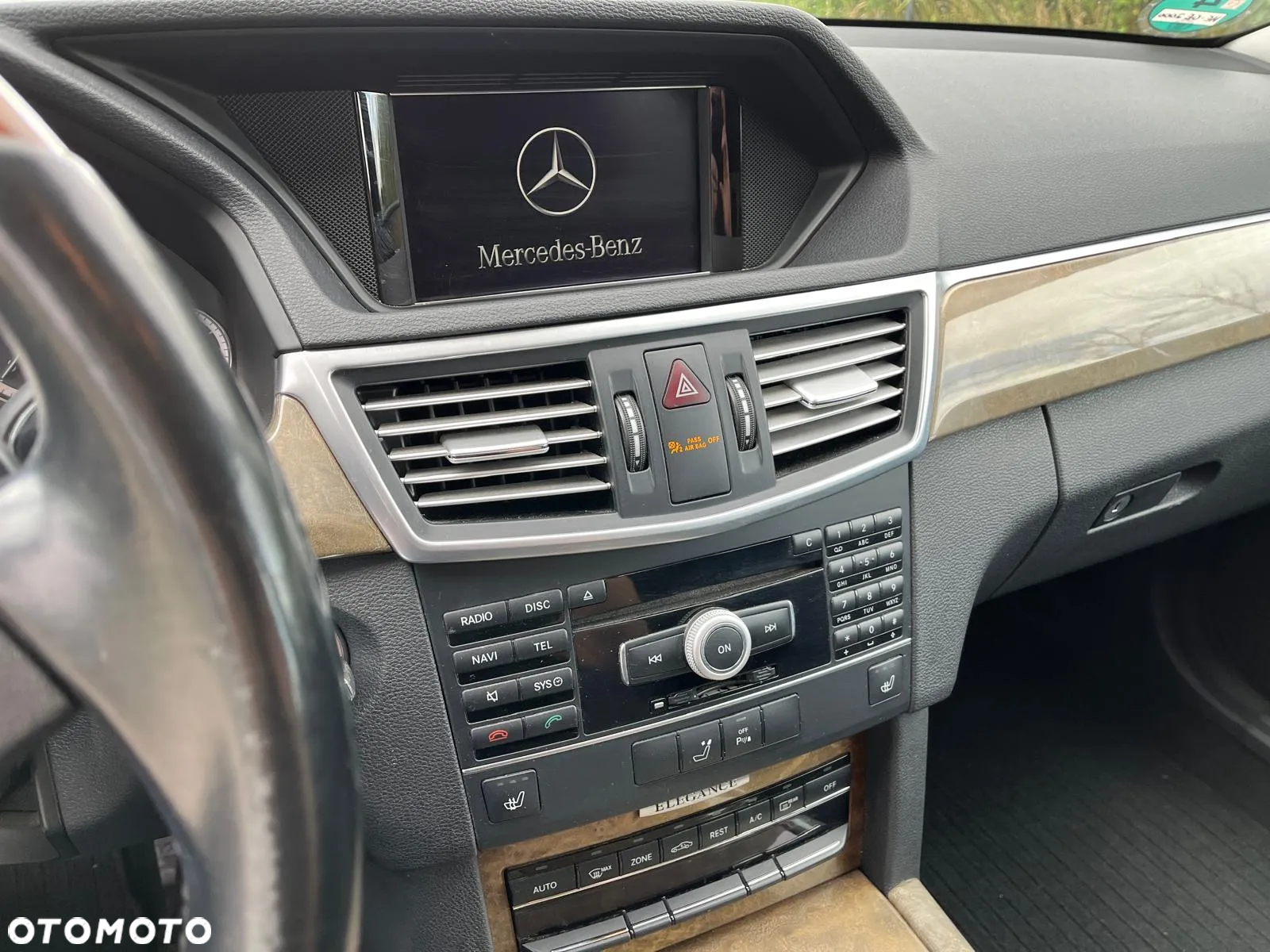 Mercedes-Benz Klasa E 350 T CDI DPF BlueEFFICIENCY 7G-TRONIC Elegance - 10