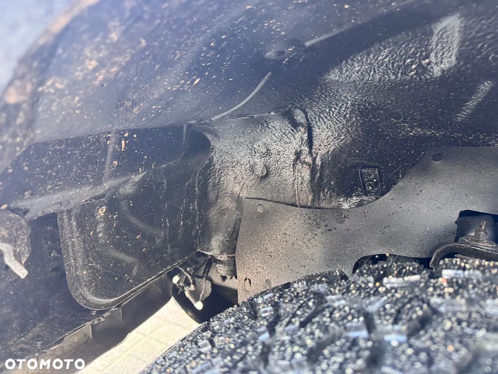 Mitsubishi Pajero - 17