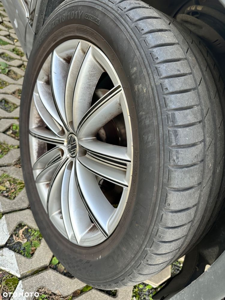 Volkswagen Tiguan - 16