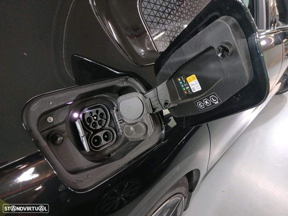 BMW i7 xDrive60 - 11