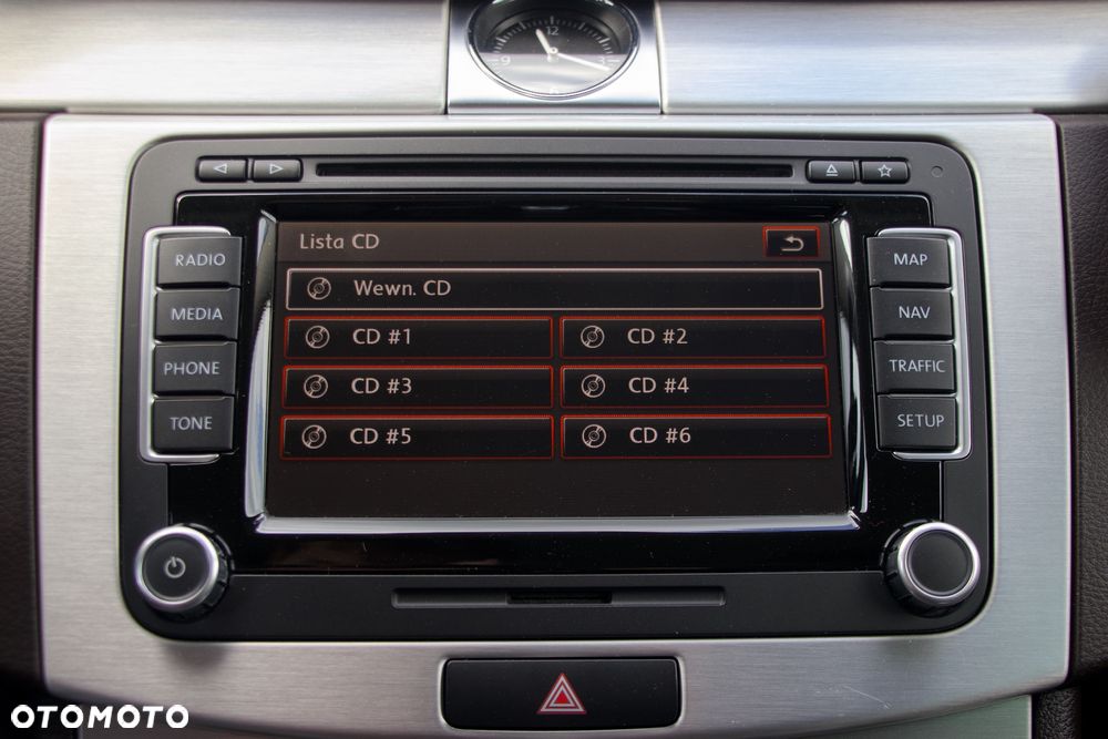 Volkswagen Passat Variant 2.0 TDI DSG BlueMotion Technology Exclusive - 27