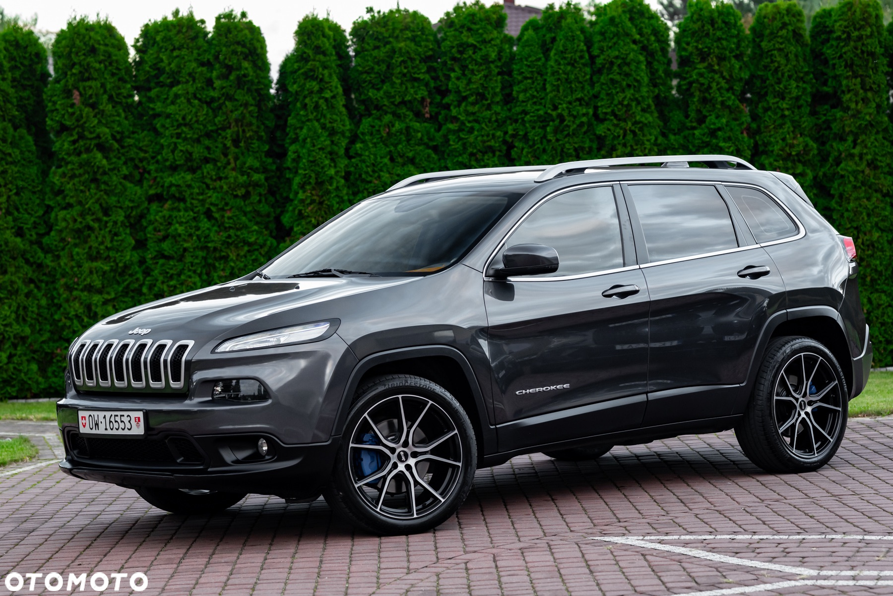 Jeep Cherokee - 3