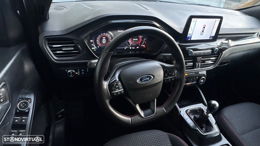 Ford Kuga 1.5 EcoBoost ST-LINE X - 10