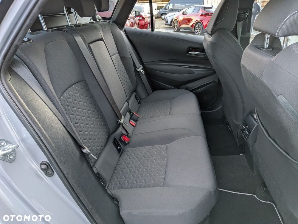 Toyota Corolla 2.0 Hybrid Comfort - 34