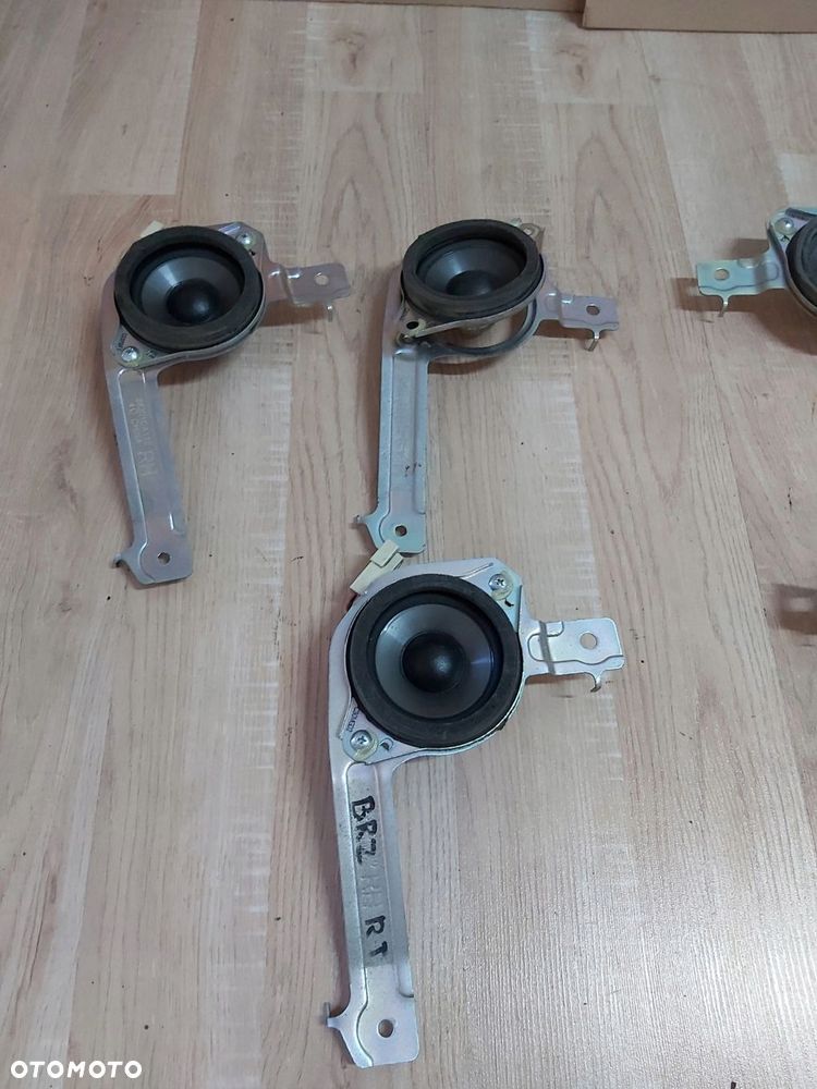 TOYOTA GT86 Subaru BRZ głośnik tył prawy mocowanie - 2