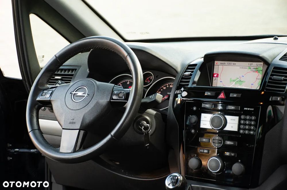 Opel Zafira - 33