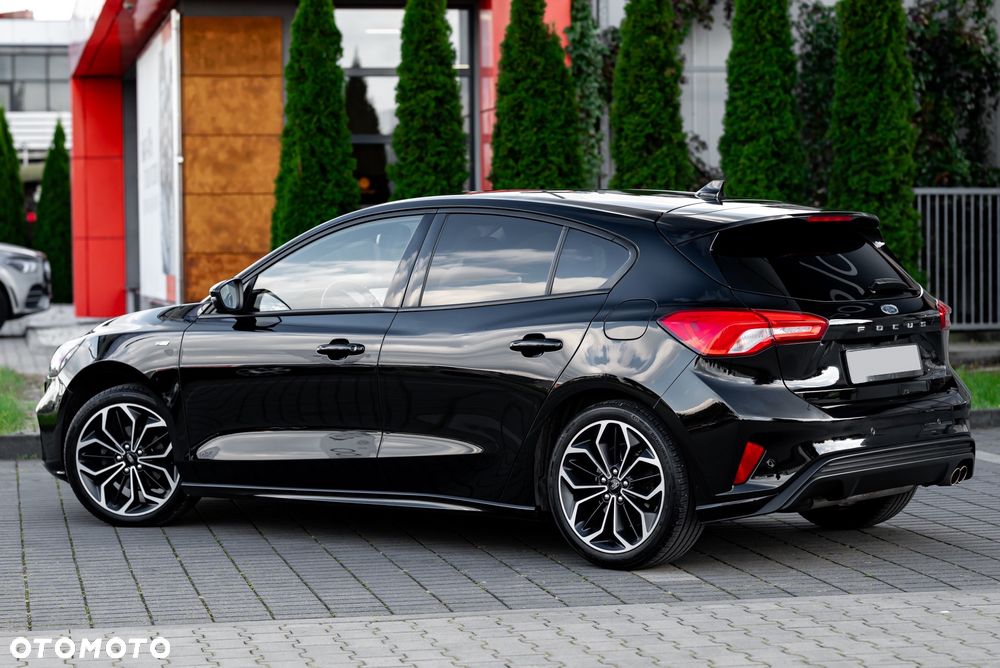 Ford Focus 1.0 EcoBoost ST-Line X - 11