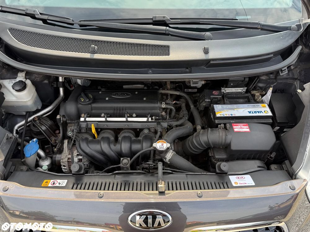 Kia Venga 1.6 CVVT Spirit - 32