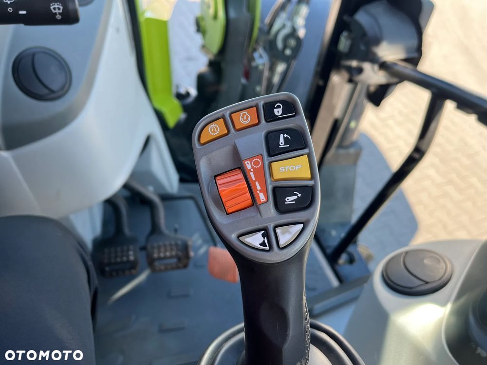 Claas Arion 430 - 20