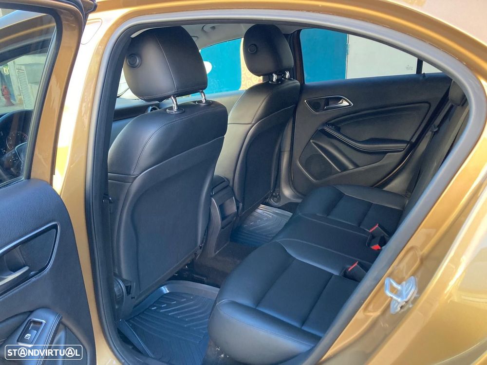 Mercedes-Benz A 200 - 16