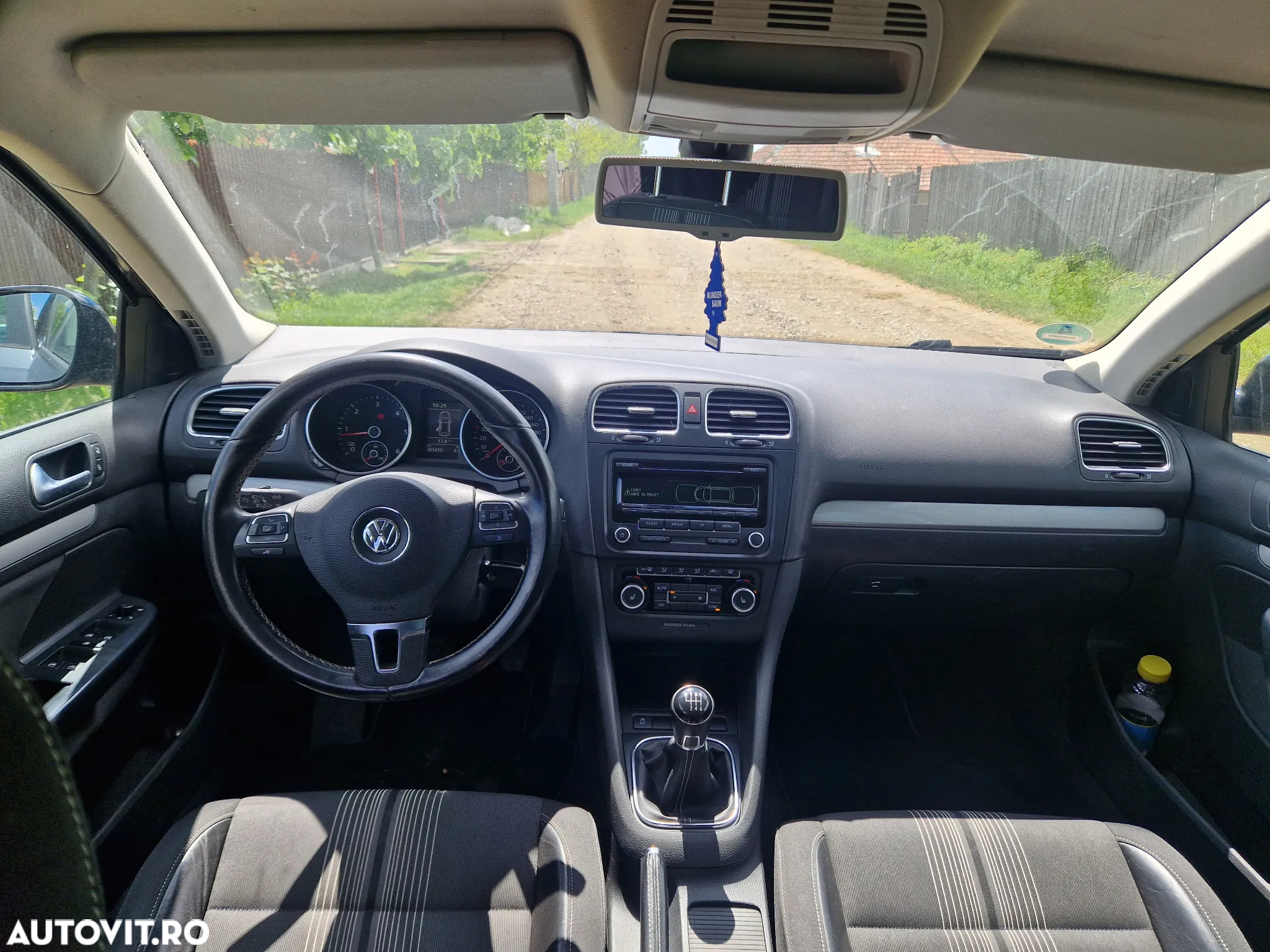 Volkswagen Golf 2.0 TDI DPF MATCH - 2