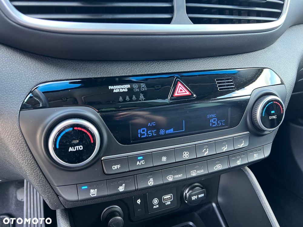 Hyundai Tucson 1.6 CRDi 48V-Hybrid 4WD DCT Select - 29