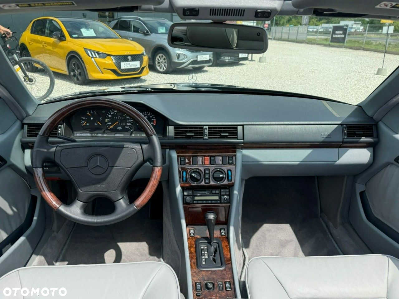 Mercedes-Benz W124 (1984-1993) - 27