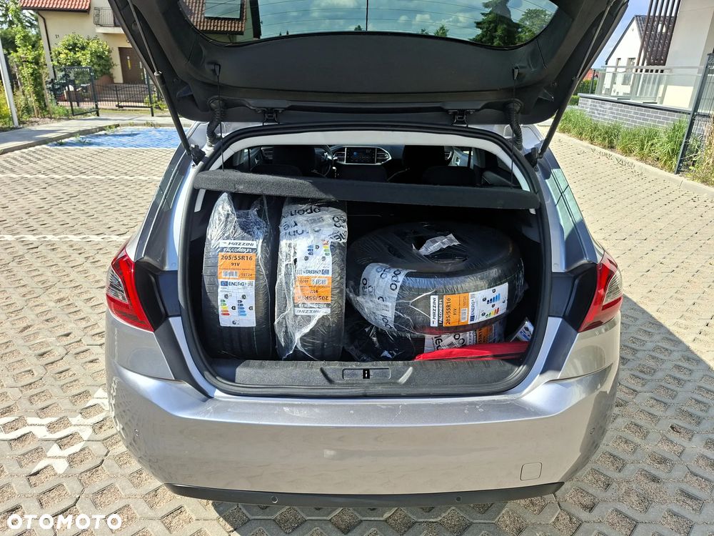 Peugeot 308 BlueHDi FAP 130 EAT8 Stop & Start Allure - 5