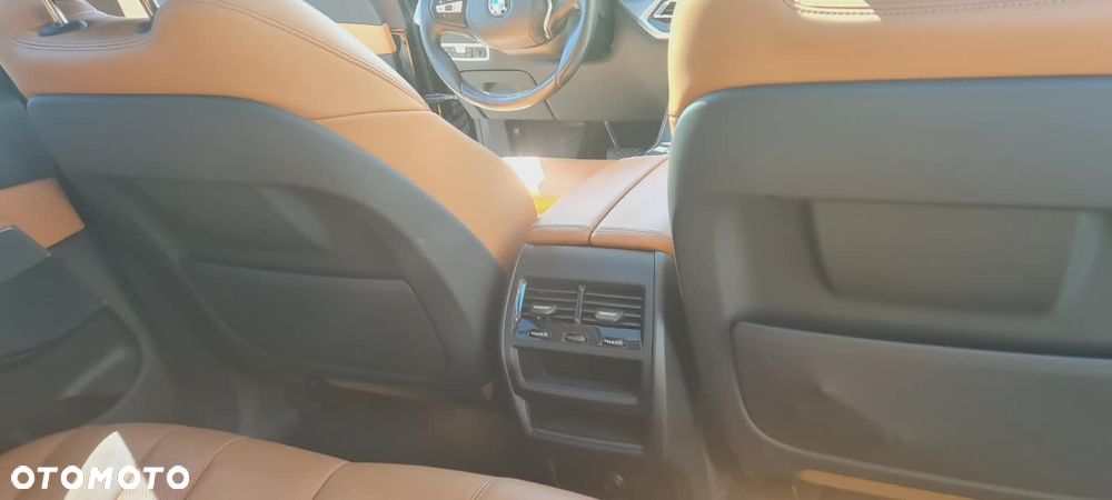 BMW X5 xDrive40i - 34