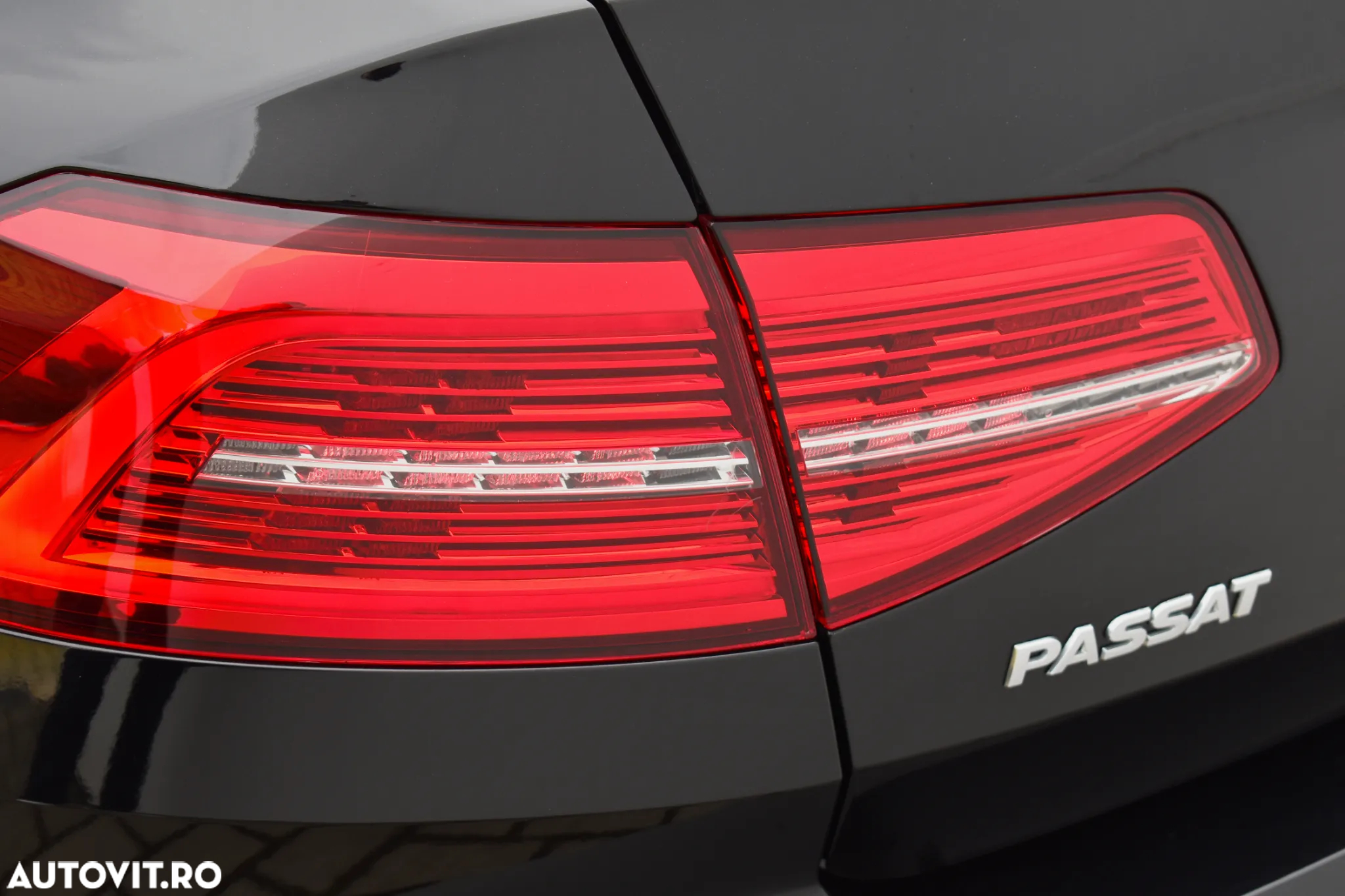 Volkswagen Passat 2.0 TDI DSG R Executive - 17