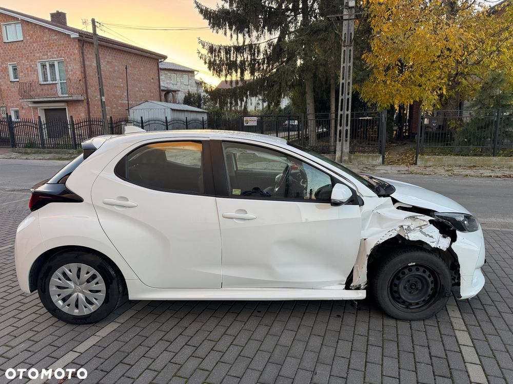 Toyota Yaris 2022 photo 4