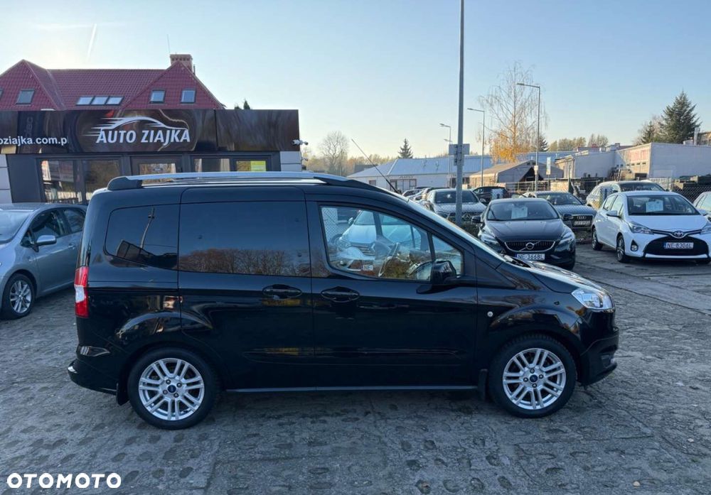 Ford Tourneo Courier - 4