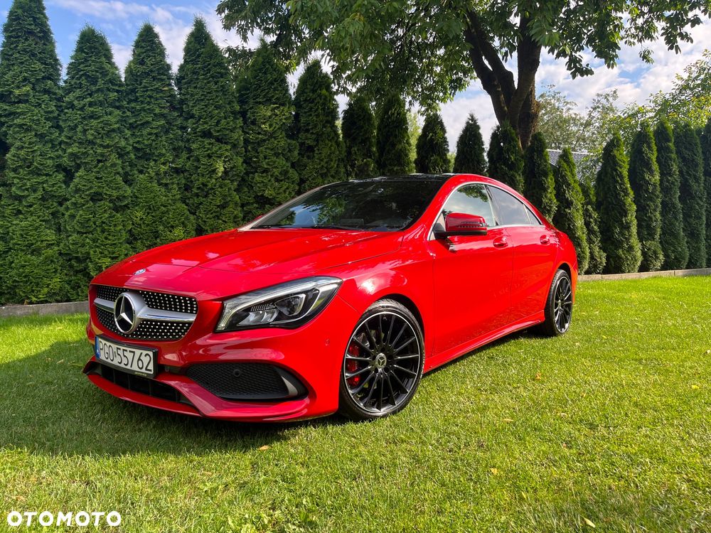 Mercedes-Benz CLA 180 AMG Line - 3